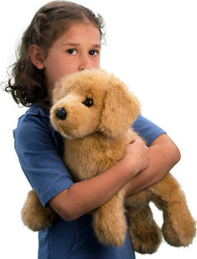 Oakley Golden Retriever 19"