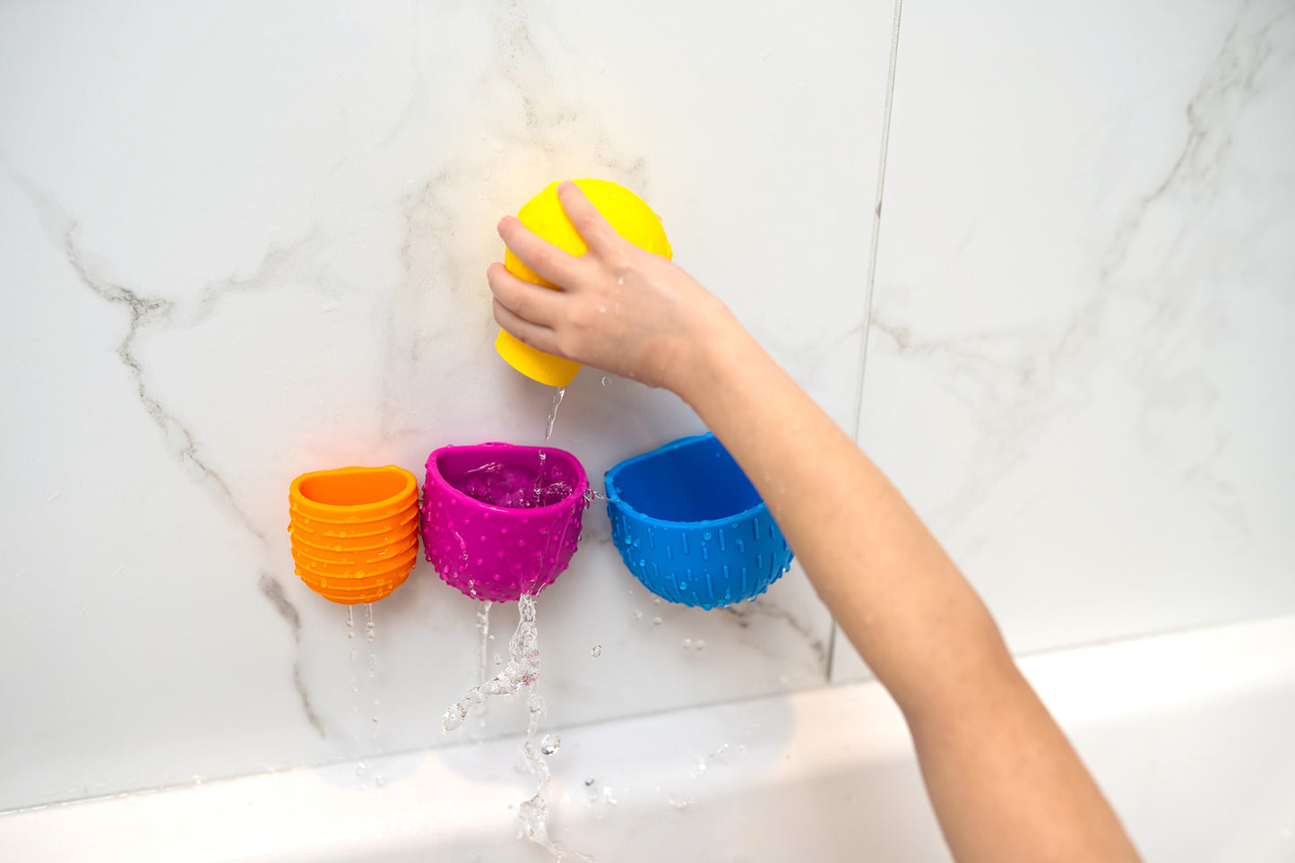 Oomplz Drip Drop Suction Cups Bath Toy