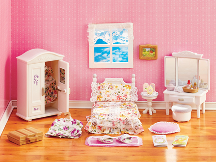 Calico critters bedroom outlet set